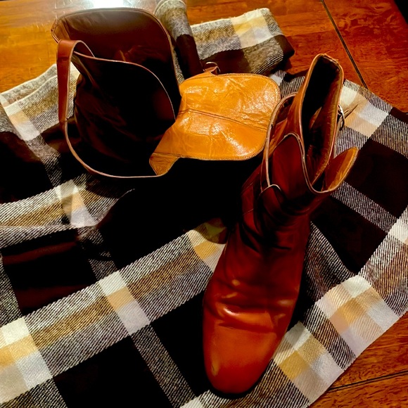 Gucci boots - Picture 1 of 9